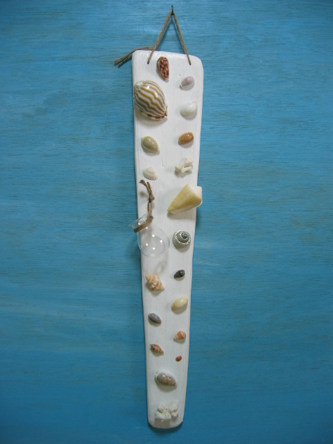 画像2: 貝殻とサンゴの壁飾り